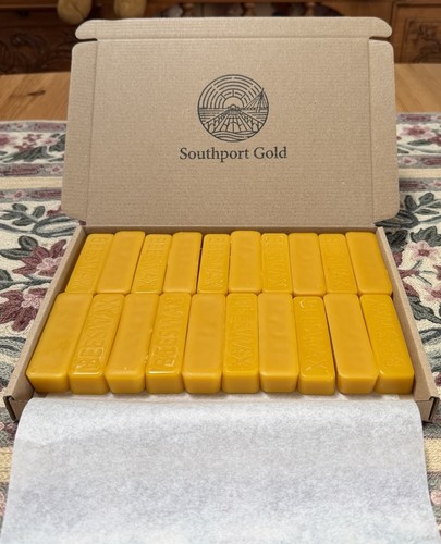 Pack pure beeswax ingots - pack,